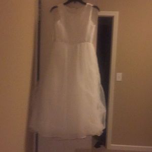 EUC Girls David’s bridal cream  jr. 👰 maid 👗